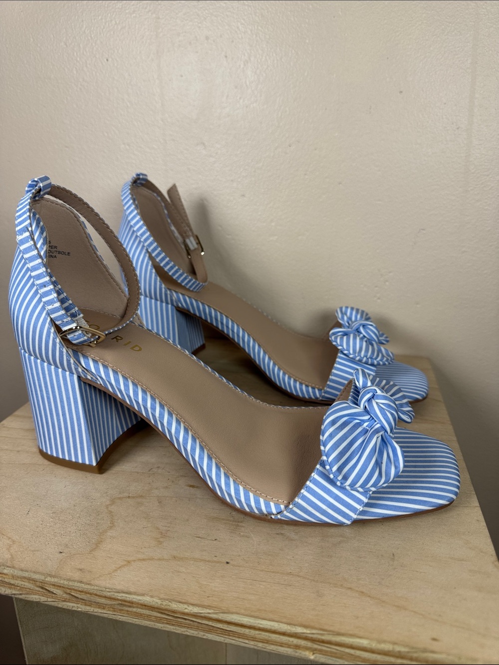 torrid Blue & White Striped Ankle-Strap Block Heels with Bow 10WW Nautical - Picture 4 of 7